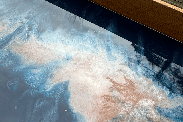 Plateau bois et résine epoxy