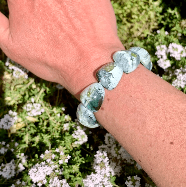 Bracelet Galets - Nuances de bleu nuit pailletées 
